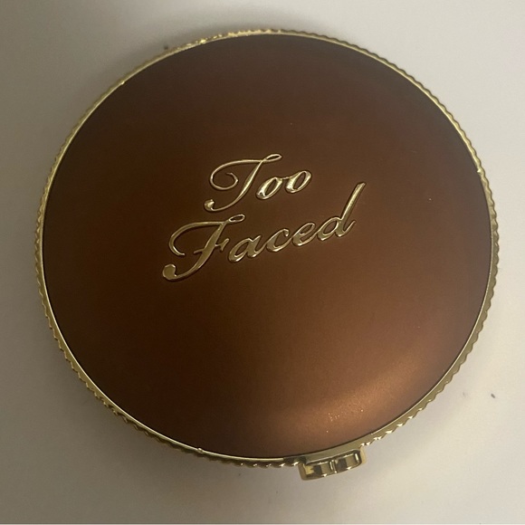 NEW too faced bronzer - Picture 1 of 3